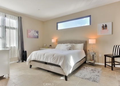 133 The Promenade N - Photo 1