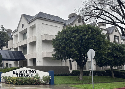 300 N El Molino Avenue - Photo 1