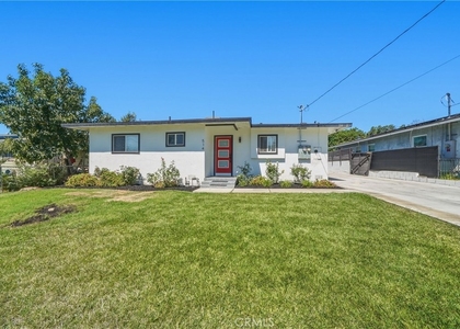 514 N Oakdale - Photo 1