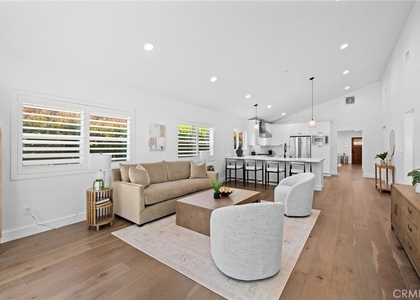 827 N Lamer - Photo 1
