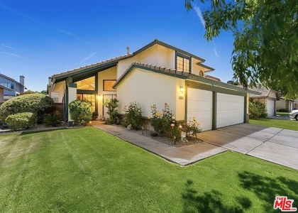 43258 33rd Street - Photo 1