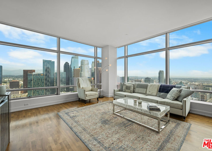 900 W Olympic Boulevard - Photo 1