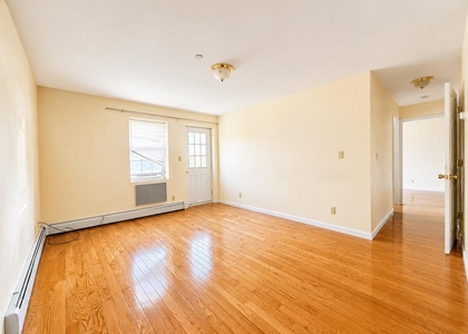 3506 Leavitt Street - Photo 1