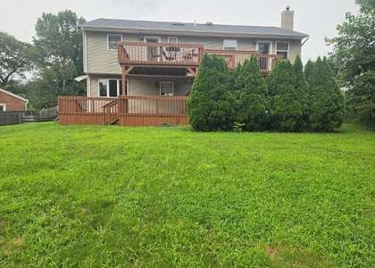 11 Manhattan Place - Photo 1