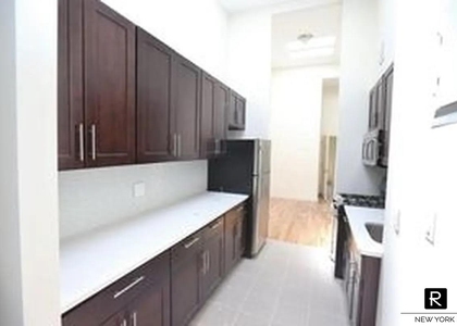 211 Wyckoff Avenue - Photo 1