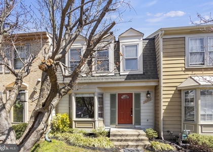 10747 Brice Court - Photo 1