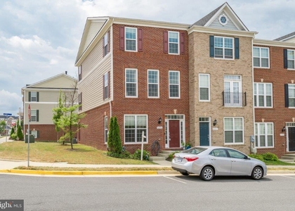 42713 Tunstall Terrace - Photo 1