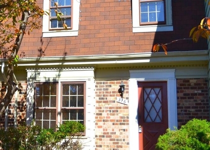 316 Cherry Court - Photo 1