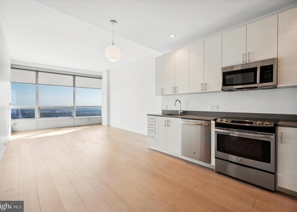 2930 Walnut Street - Photo 1