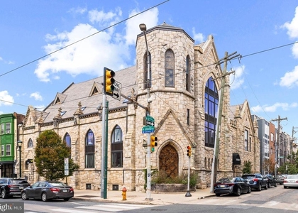 2701 W Girard Avenue - Photo 1