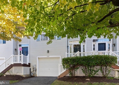 237 Jefferson Avenue - Photo 1