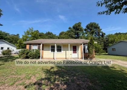 650 Walker Street - Photo 1
