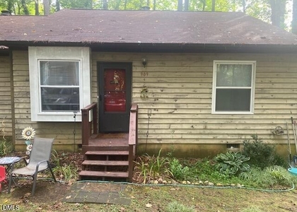 909 W Chatham Street - Photo 1