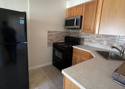 773 Drew Street - Photo 1