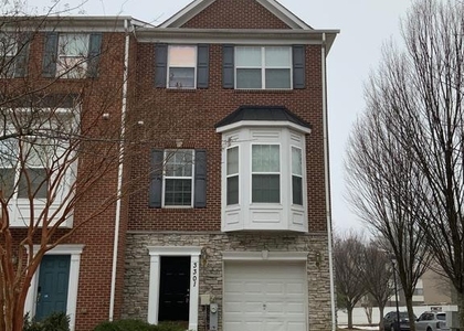 3301 Castle Ridge Circle - Photo 1