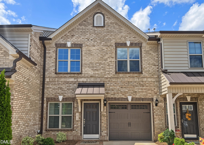 1018 Bonanza Lane - Photo 1