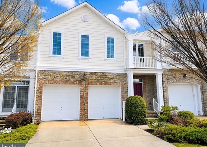 8819 Endless Ocean Way - Photo 1