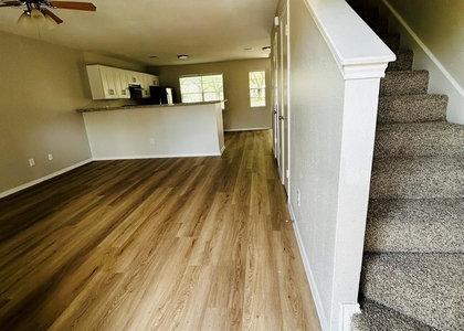 1818 River Crossing Cir - Photo 1