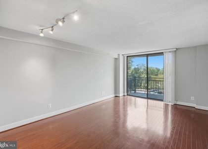 3401 38th Street Nw - Photo 1