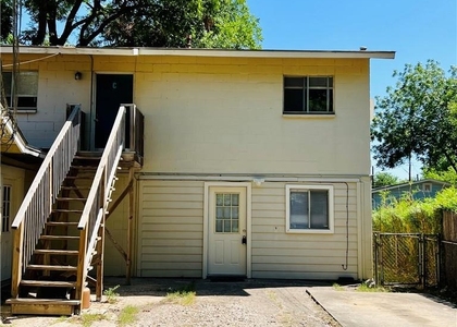 1914 Cullen Ave - Photo 1
