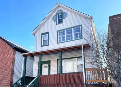 2429 W Cortland Street - Photo 1