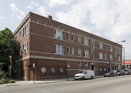 958 N Winchester Avenue - Photo 1