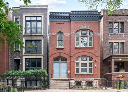 825 N Winchester Avenue - Photo 1