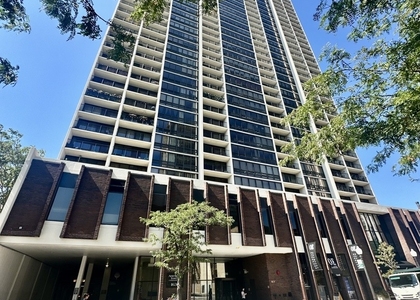 1636 N Wells Street - Photo 1