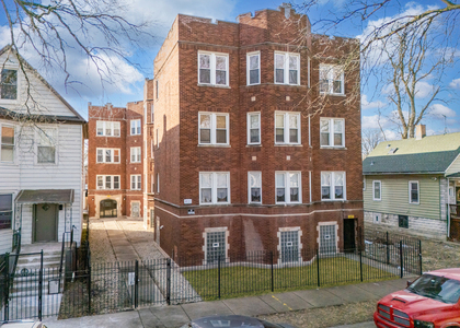 7626 S Drexel Street - Photo 1