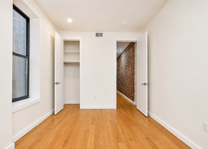 662 Park Pl - Photo 1