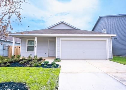 15724 Plum Brook Drive - Photo 1