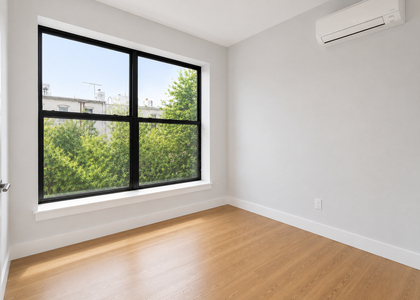 484 Harman Street - Photo 1