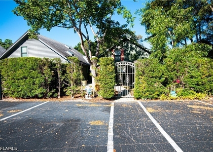 1313 Solana Road W - Photo 1