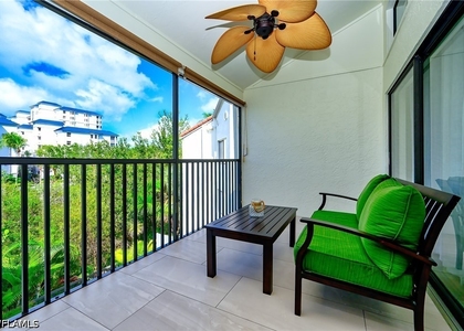 586 Beachwalk Circle - Photo 1