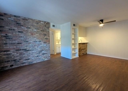 525 Heights Boulevard - Photo 1