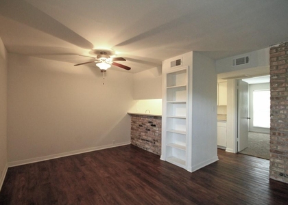 525 Heights Boulevard - Photo 1