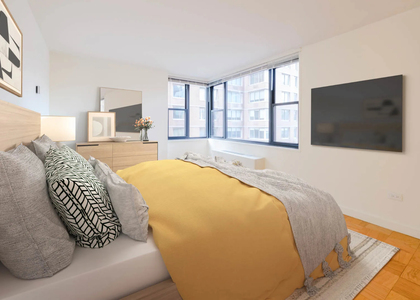 East 40th Street - Photo 1