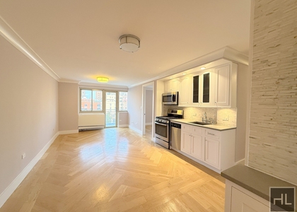 West 93 Street - Photo 1