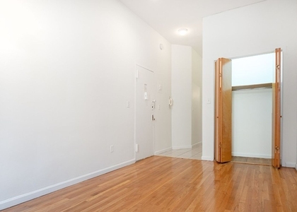 East 89th Street - Photo 1