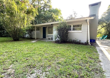 3919 Sw 21st Street - Photo 1