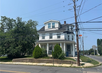 547 E 4th Street - Photo 1