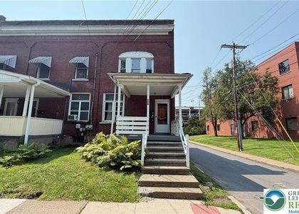 156 Hanover - Photo 1