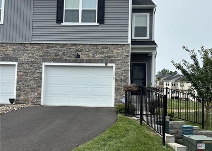7569 Clayton Avenue - Photo 1