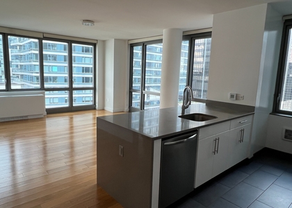  West 57th Street - Photo 1