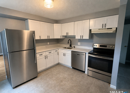 47 Terrace Gardens - Photo 1