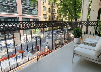 270 West 25th Street - Photo 1