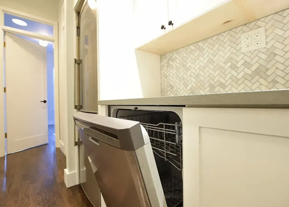 546 Bainbridge Street - Photo 1