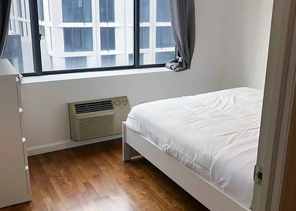 10th Avenue - Photo 1