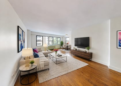 220 East 63rd Street - Photo 1