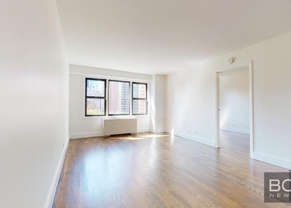 East 63rd Street - Photo 1